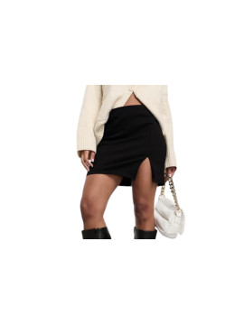 Jupe courte avec fente