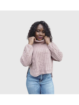 Pull col roulé rose