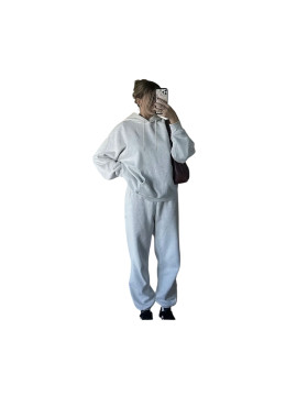 Ensemble jogging avec sweat à capuche et poche