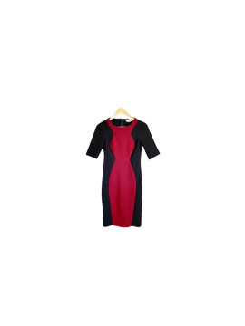 Robe noir ,rouge à long manches