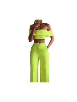 Ensemble à épaules ouverts idéal pour soirée