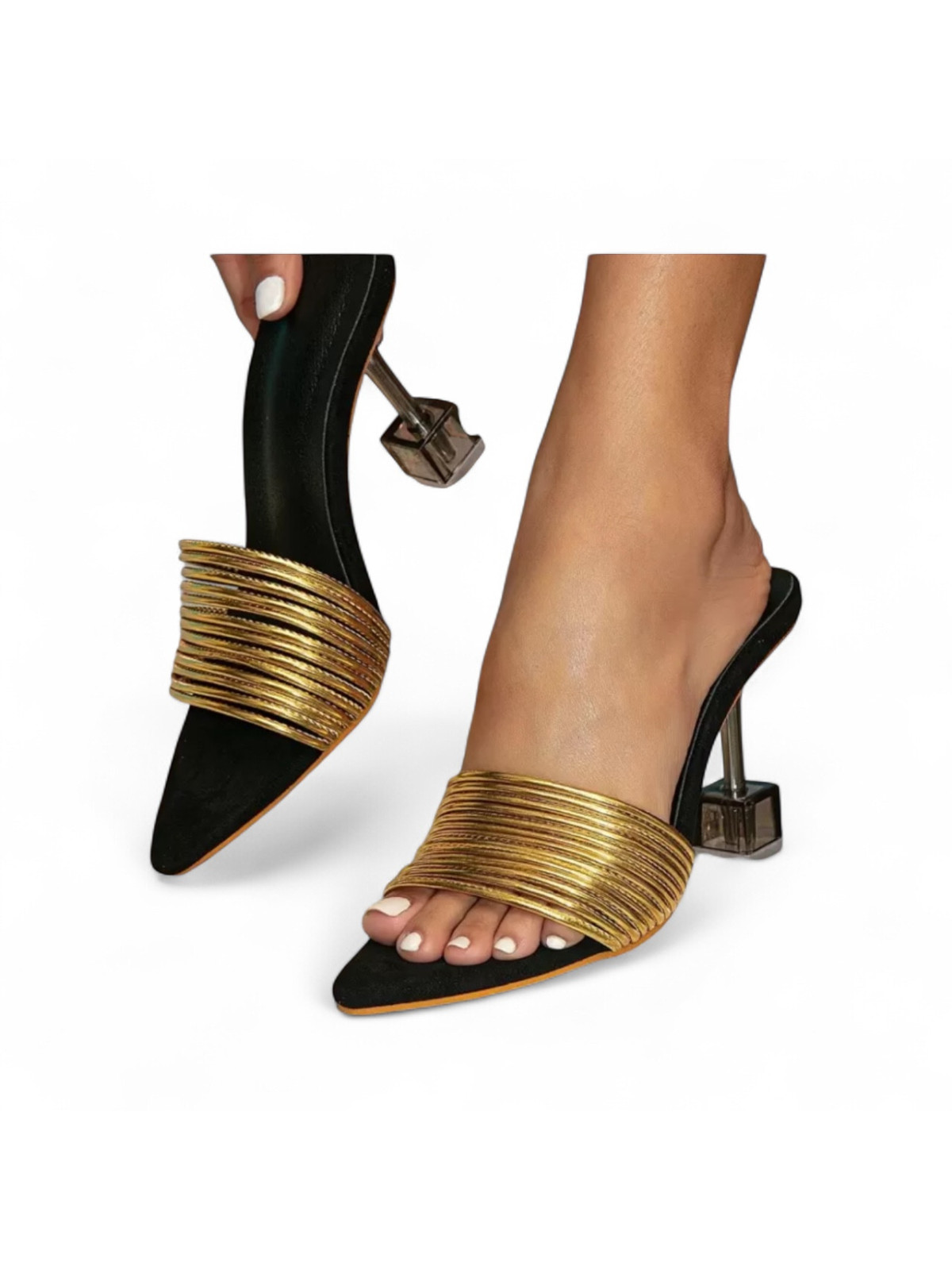 Chaussures talons pointure40 doré,noir