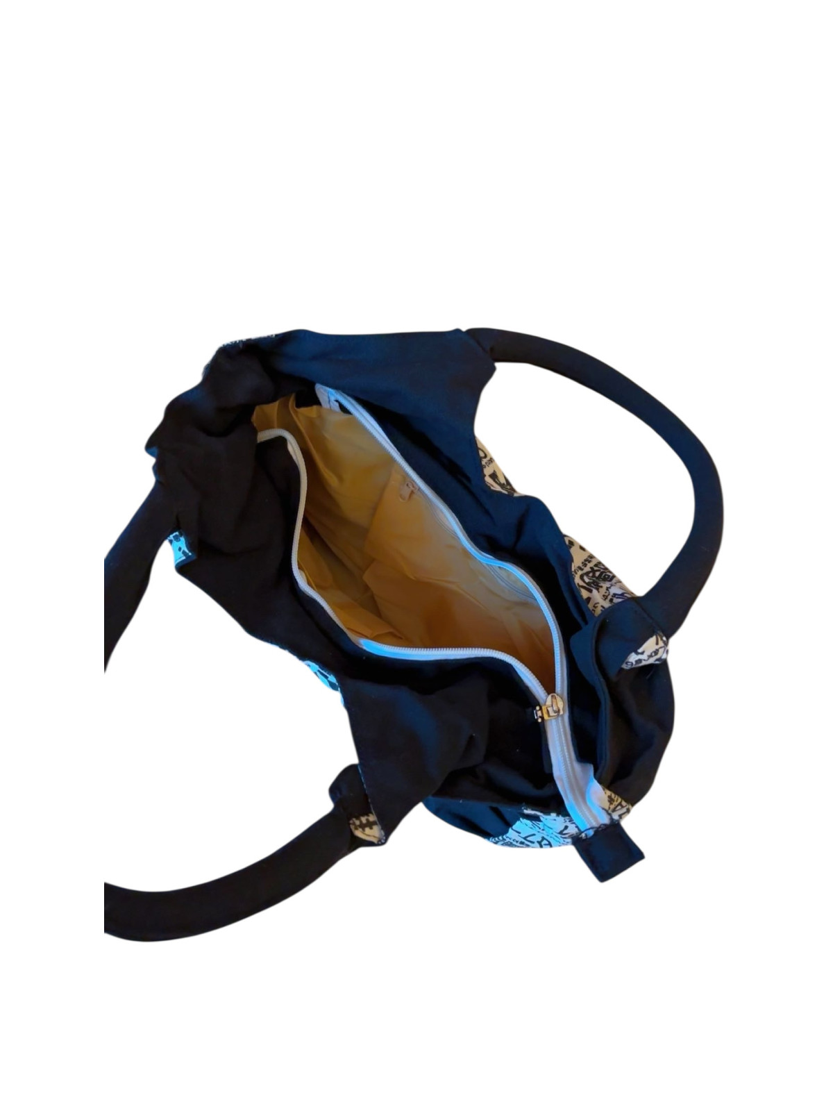 Sac four tout à motifs écriture chinois couleur noir et blanc