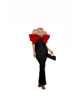 Robe de soirée fendue avec col montant couleur rouge noir