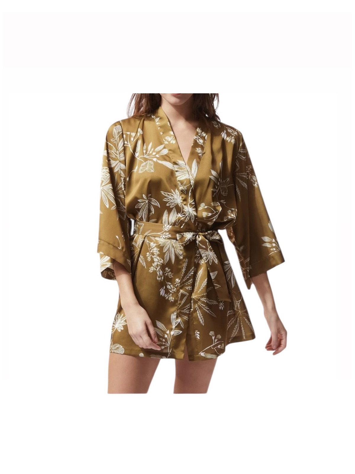 Kimono en satin à motifs fleuri couleur doré
