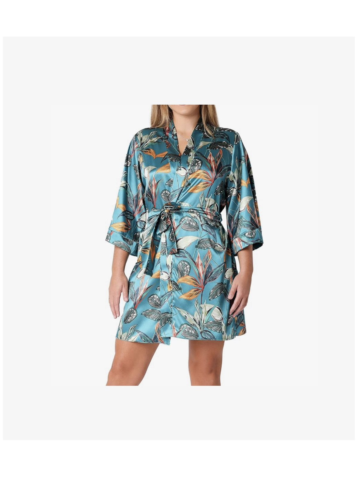 Kimono en satin à motifs fleuri