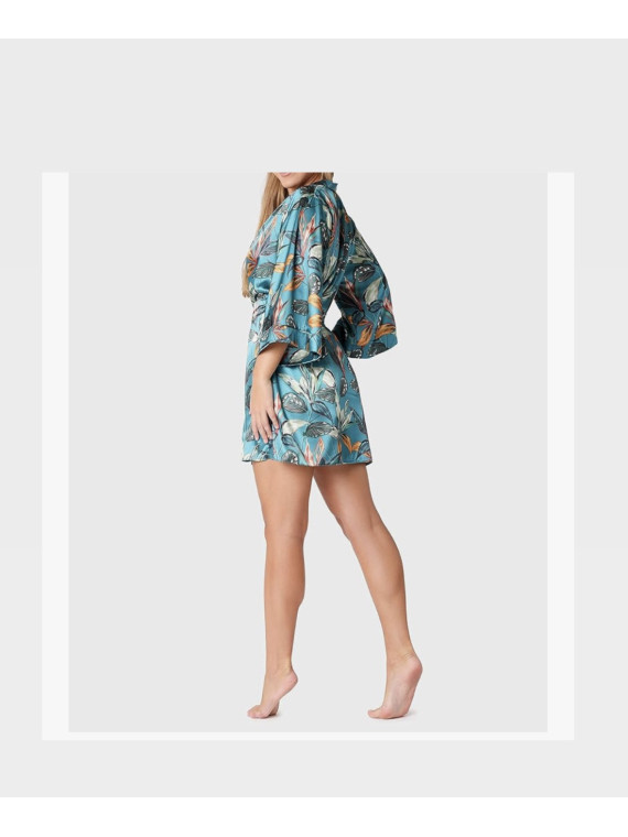 Kimono en satin à motifs fleuri