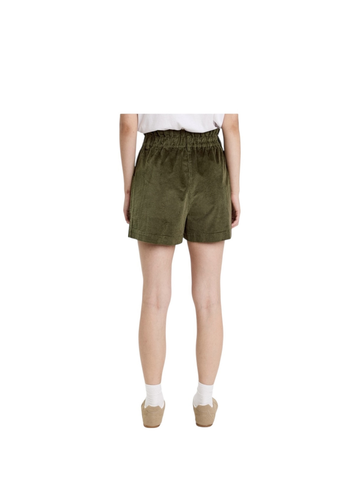 Short en velour couleur vert