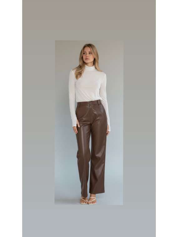 Ensemble pantalon en cuir marron et haute transparente col roulé