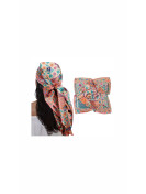 Foulard vintage motifs fleurs