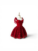 Robe de soirée sirène sans bretelles en satin cintrée à la taille, élégante et romantique, avec floraux