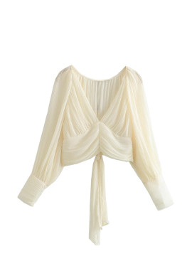 Chemise plissée avec attache