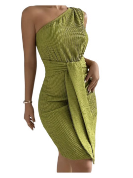 Robe courte élégante avec ceinture nouée verte