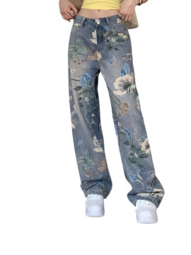 Jeans à motifs fleuri